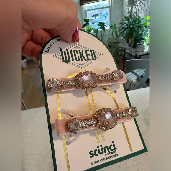 BUNDLE OF WICKED LIGHT PINK BOW BARRETTE AND 2 PCS SALON HAIR CLIPS💝 - Picture 5 of 11